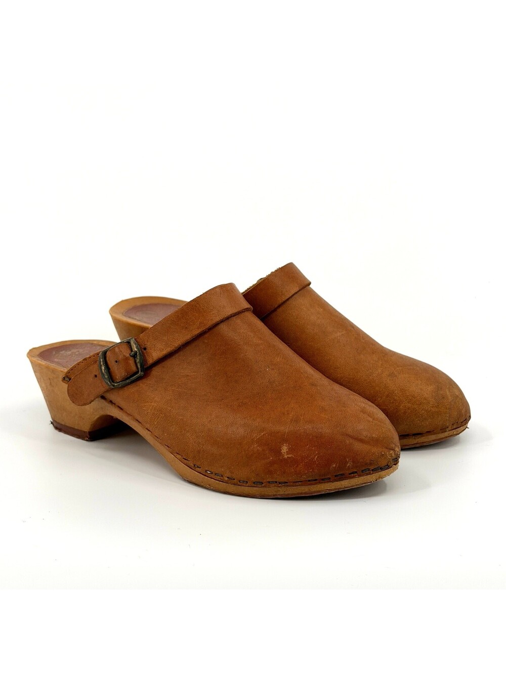 Vintage 70s Pappagallo Tan Genuine Leather Buckle Clogs
